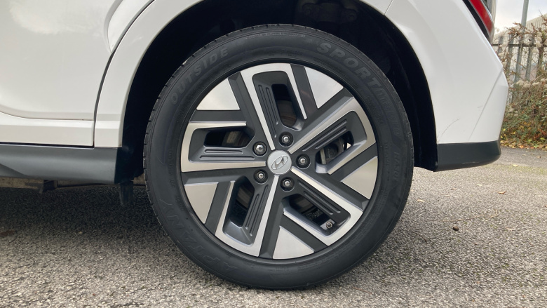 Hyundai KONA 100kW Premium 39kWh 5dr Auto Electric Hatchback